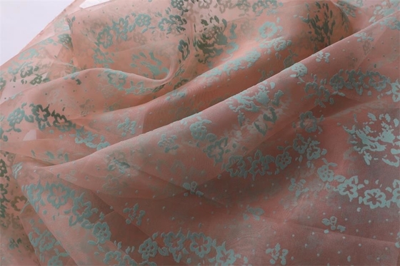 40gsm 56&quot; poly organza de matériel de mousseline de soie du tissu imprimée par sublimation 20d s'assemblant la conception