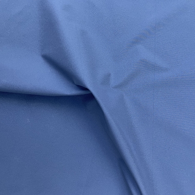92% de polyester à 8% de spandex 30D*20D+20D