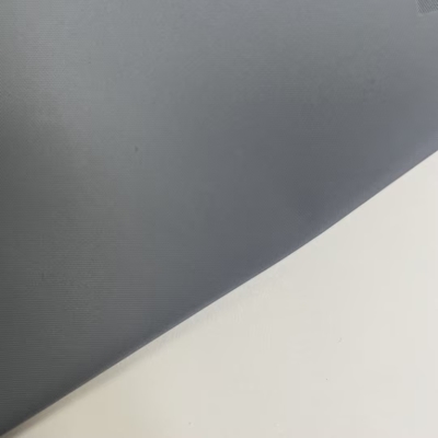 123GSM 100%P 75D*75D Tissu en polyester