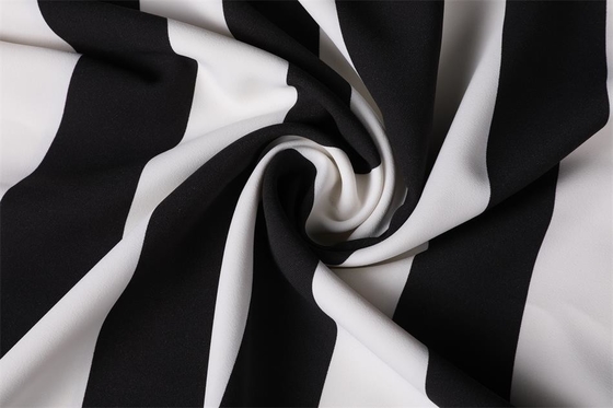 56&quot; le poly tissu 180Dx180D 180gsm de mousseline de soie a barré le polyester