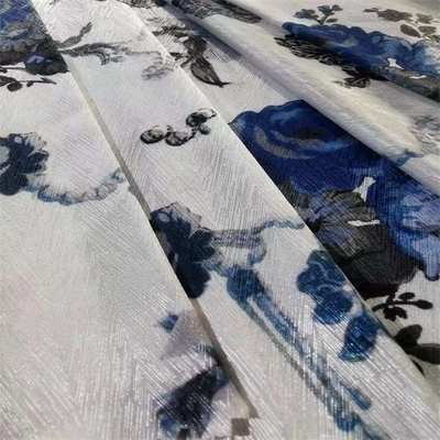 Mousseline de soie et polyester imprimés en arête de poisson du tissu 100gsm de costume de femmes