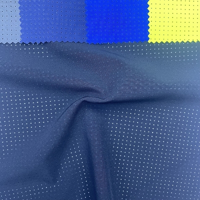92%Polyester 8%Spandex 110-115GSM Tissu à trous en spandex à quatre voies