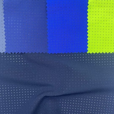 92%Polyester 8%Spandex 110-115GSM Tissu à trous en spandex à quatre voies