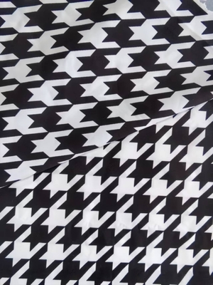 50D/T400*50D/T400 100%P 86GSM Tissu élastique élevé
